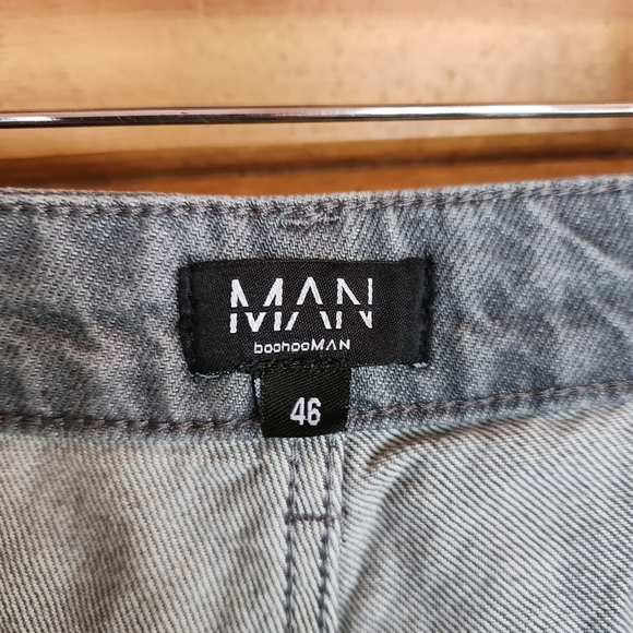 Boohoo Man 💙 NWT Skinny Rigid Dragon Appliqué Gray Jean Streetwear Plus 46 X32" - Picture 8 of 12